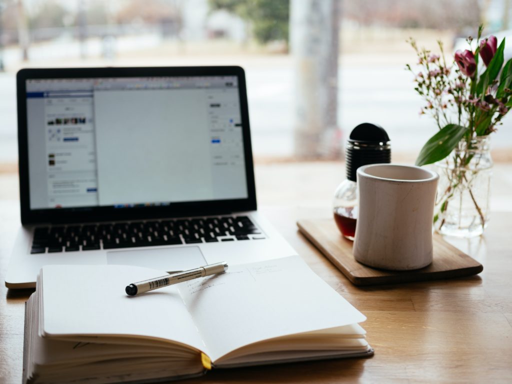 Working online in front of a computer 